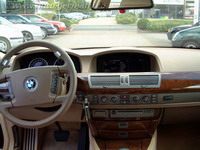 BMW 745i rot (110)